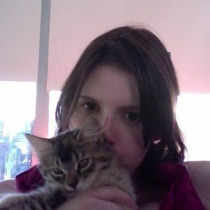 Meet your Posher, Lisa